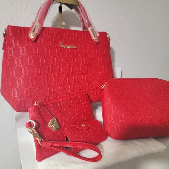 4-Piece Red Embossed Handbag Set — Chic & Versatile - Picture 2 of 16